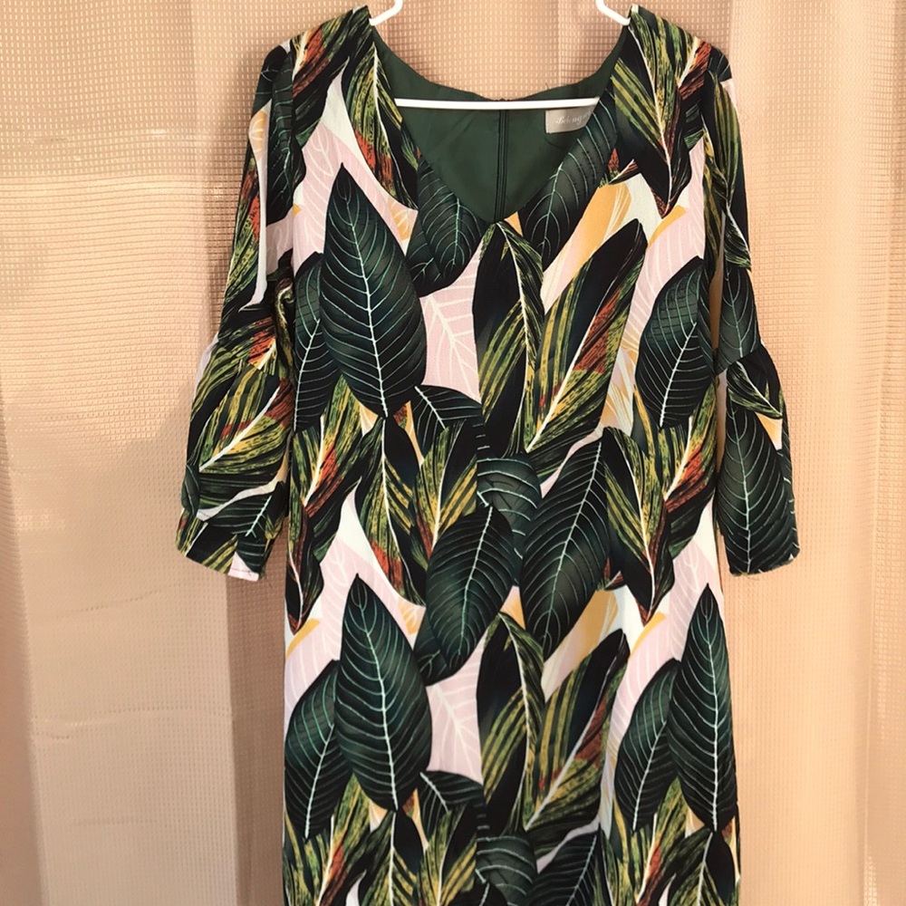 Leaf Print Shift Dress